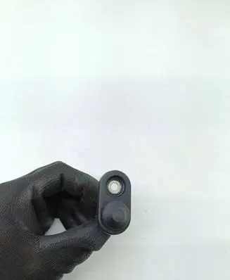 Toyota Avensis T250 Loading door sensor 