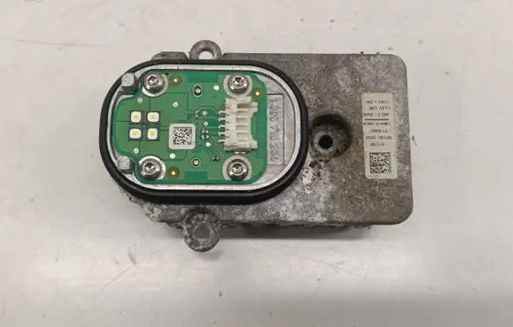 Mercedes-Benz C W205 LED ballast control module 