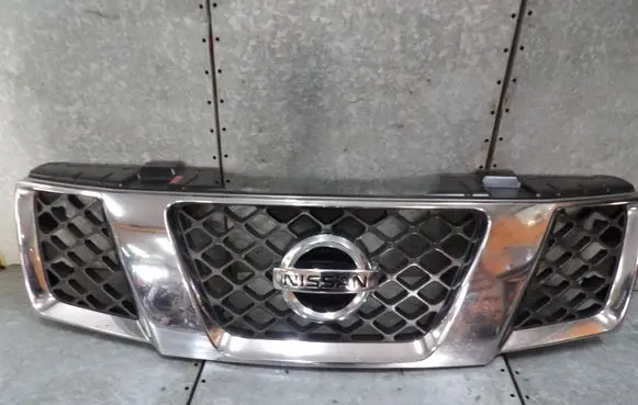 Nissan Pathfinder R51 Front grill 