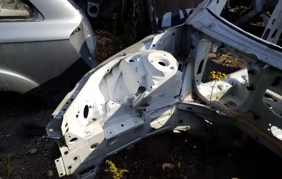 Volvo XC90 Front side member 
