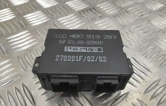 Audi A6 S6 C5 4B Parking PDC control unit/module 4B0919283 270201F