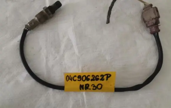 Volkswagen Polo VI Lambda probe sensor 04C906262P