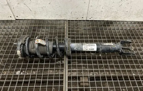 Dodge Charger Front shock absorber/damper P68090072AD 68090072AD