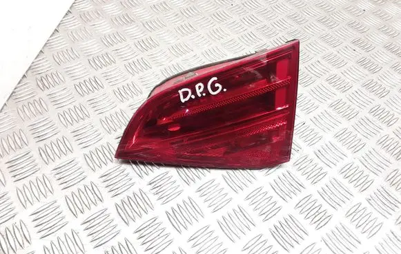Audi A4 S4 B8 8K Tailgate rear/tail lights 21968002 21962201