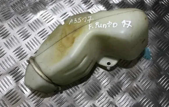 Fiat Punto (176) Windshield washer fluid reservoir/tank