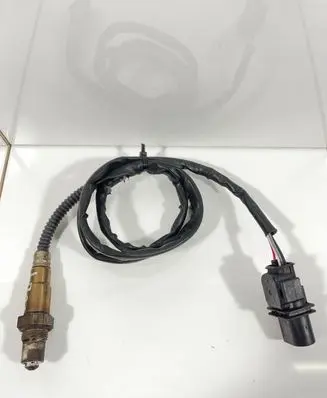 Audi A6 S6 C6 4F Lambda probe sensor 06E906265 0258017030 0258017031