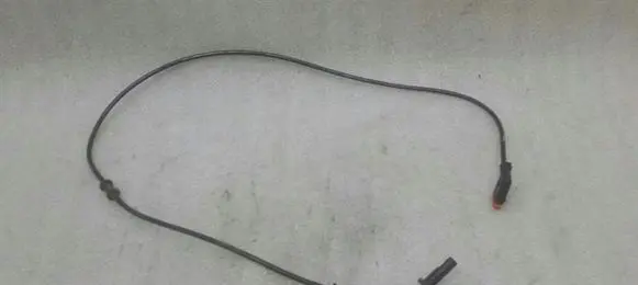 Mercedes-Benz SLK R172 ABS brake wheel speed sensor A1725400717