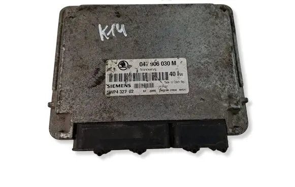 Skoda Felicia I Engine control unit/module 047906030M 5WP432702