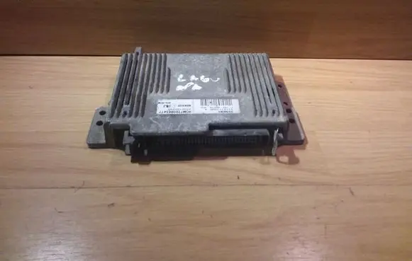 Renault Laguna I Engine control unit/module HOM7700863477 S113717205