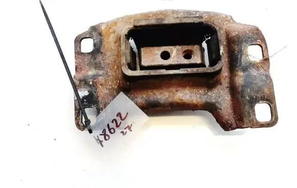 Mazda 3 II Engine mount bracket bbp339070 k1442