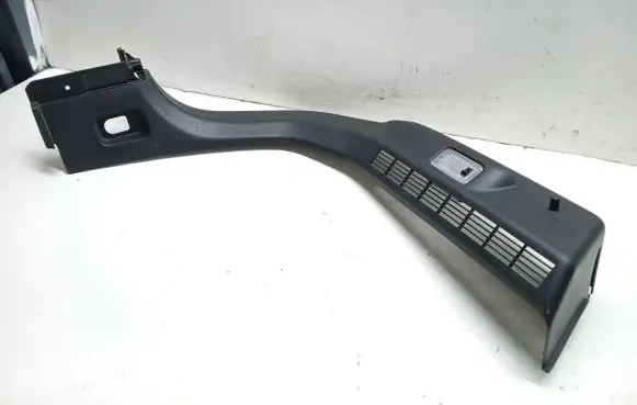 Mazda 3 III Trunk/boot trim cover BJT6-6886Z