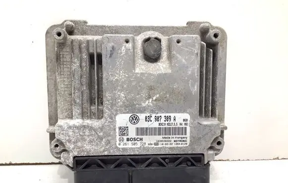 Volkswagen Golf VI Engine control unit/module 03C907309A 0261S05728