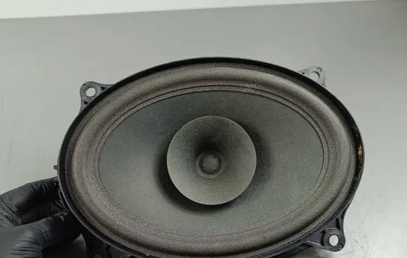 Mitsubishi Outlander IV Front door speaker 281576RA0A G20D20C3