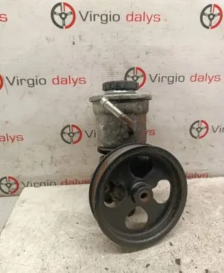 Toyota Corolla Verso E121 Power steering pump 12180