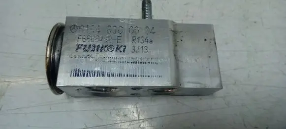 Mercedes-Benz GL X164 Air conditioning (A/C) expansion valve A1648300004
