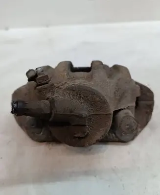 BMW 1 E81 E87 Front brake caliper 3022