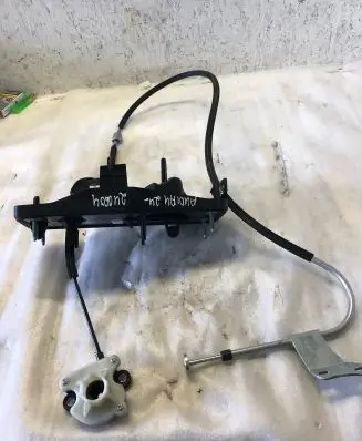 Audi A4 S4 B9 8W Gear shift cable linkage 8w0713052ab