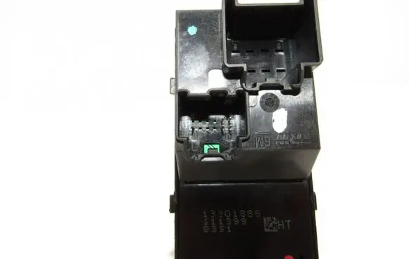 Opel Insignia A Electric window control switch 13301886