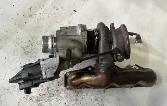 BMW 3 F30 F35 F31 Turbo 7634486