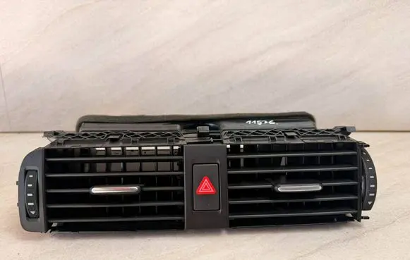 Volkswagen Jetta VI Dash center air vent grill 5C6819728