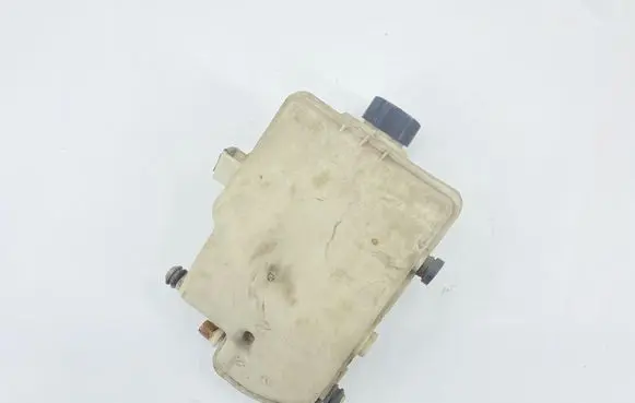Coolant expansion tank/reservoir