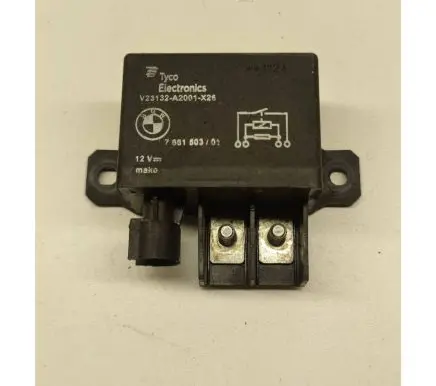 BMW X5 E70 Ignition relay 7661503 23132A2001X26