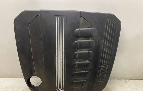 BMW 5 GT F07 Engine cover (trim) 7800575