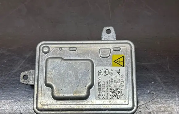 Mercedes-Benz B W246 W242 Xenon control unit/module A1669002800Q03