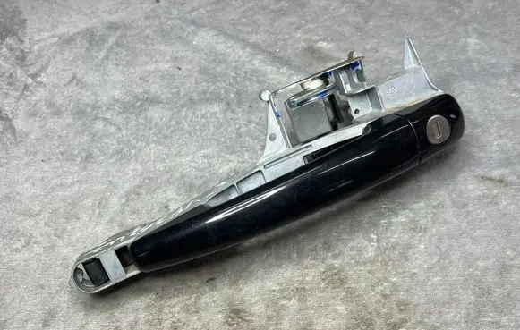 Citroen C4 II Rear glass lock/latch X43 9101GF