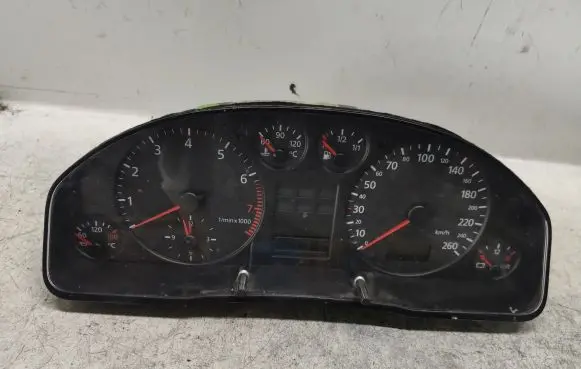 Audi A6 S6 C5 4B Speedometer (instrument cluster) 4B0919860F