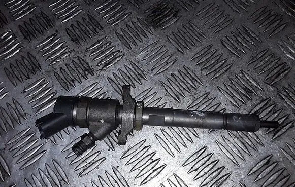 Ford C-MAX I Fuel injector 0445110188