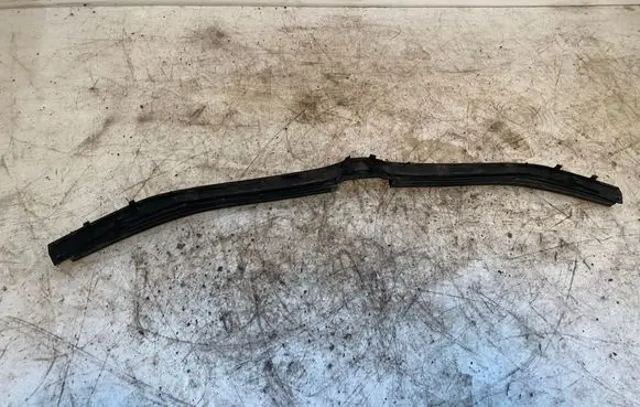 BMW 5 E60 E61 Top upper radiator support slam panel 7063835