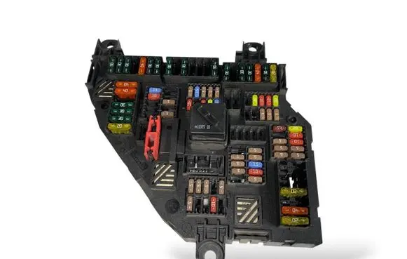 BMW 5 F10 F11 Fuse module 9234424