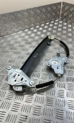 Chevrolet Lacetti Front window lifting mechanism without motor