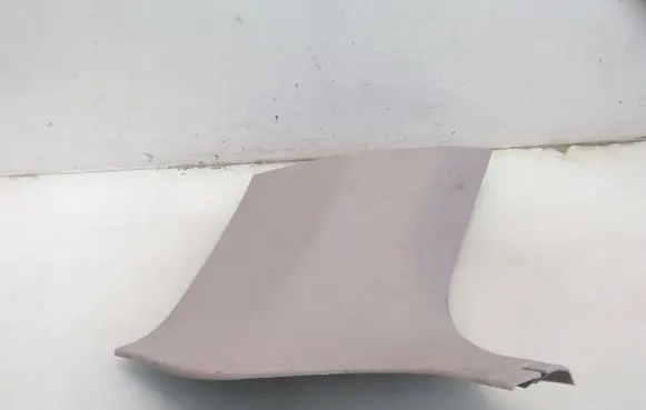 (D)pillar trim (top)