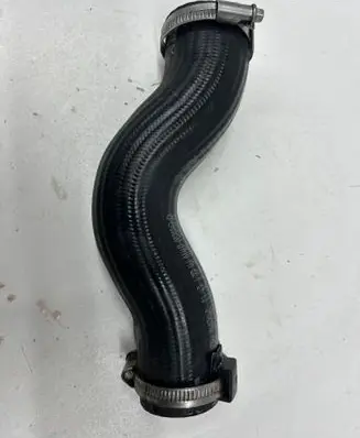 Intercooler hose/pipe