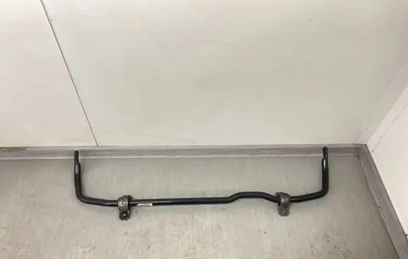 Volkswagen PASSAT B8 Front anti-roll bar/sway bar 3Q0411303K