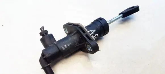 KIA Sportage Clutch master cylinder