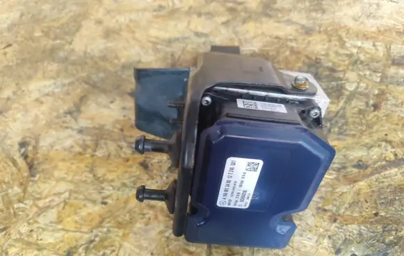 Mercedes-Benz ML W166 ABS Pump A1669013400 225841119 0012T246001