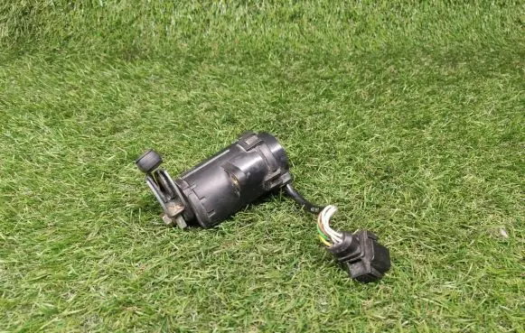 Audi 80 90 S2 B4 Accelerator pedal position sensor 0205001018