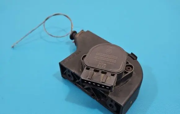 Renault Scenic I Accelerator throttle pedal 8200139460 IMPRK1529321