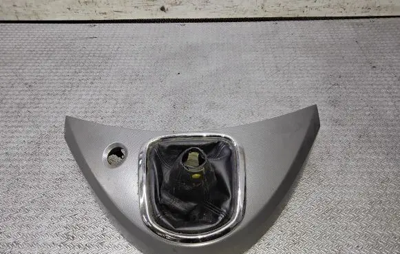 Gear shifter surround trim plastic