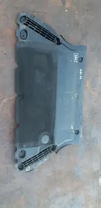 Audi A4 S4 B9 8W Engine splash shield/under tray 8W0863821B