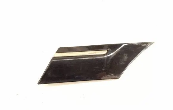 Mercedes-Benz B W245 Rear fender molding trim 1696983362 1696904162