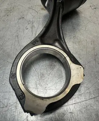 Mercedes-Benz S W221 Piston with connecting rod 8340E