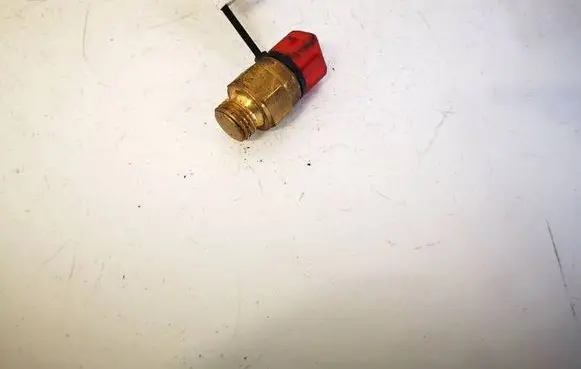 BMW 5 E39 Coolant temperature sensor 1741900