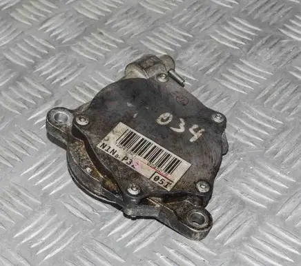 Toyota Yaris Vacuum pump
