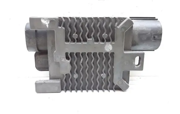 Coolant fan relay