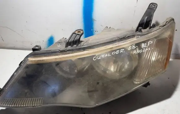 Mitsubishi Outlander Headlight/headlamp