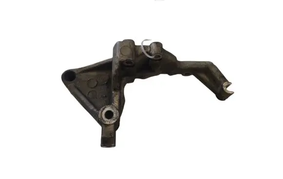 KIA Sorento Engine mounting bracket